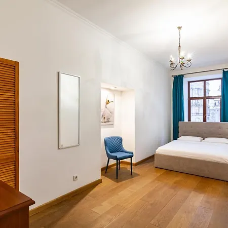 Romari площа міцкевича 5 *