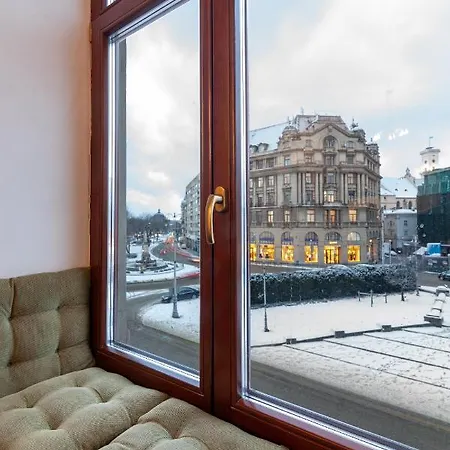 Apartamento Romari площа міцкевича 5 Lviv