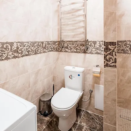 Apartment Romari площа міцкевича