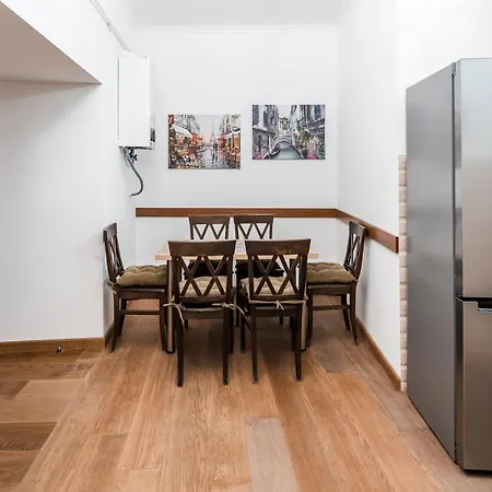 Romari площа міцкевича 5 * Lviv