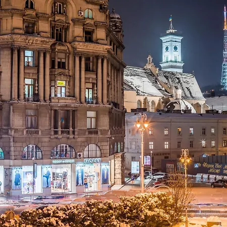 Romari площа міцкевича 5 * לבוב