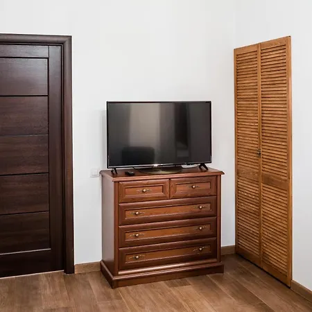 Romari площа міцкевича 5 *