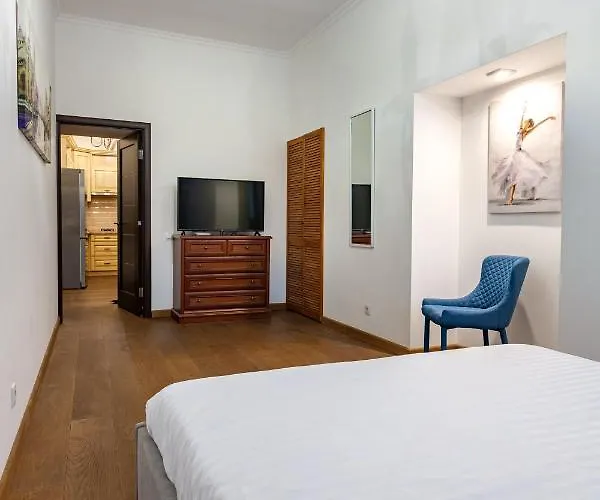 Romari площа міцкевича 5 Apartman Lviv