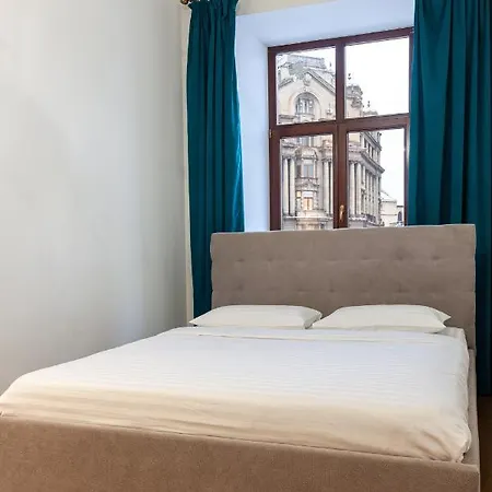 Romari площа міцкевича 5 Lwów