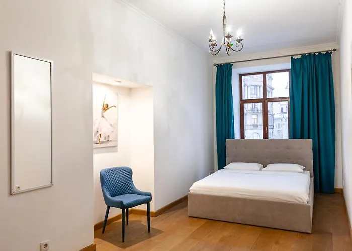 Appartement Romari площа міцкевича 5 *