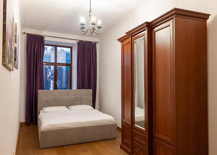 Romari площа міцкевича 5 Appartement *